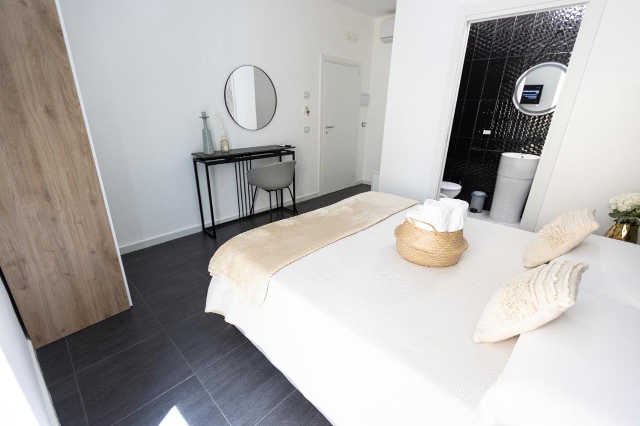 Lena Suite Bari Vecchia Eksteriør billede